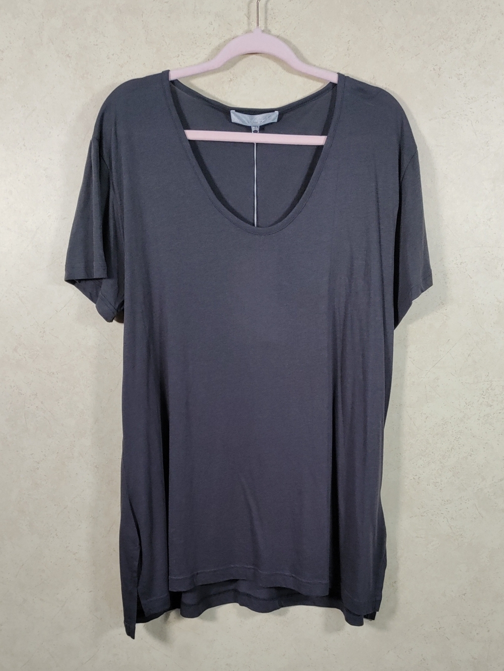 H189 Claridge + King Gray Scoop Neck S/S Tee M/L NWT